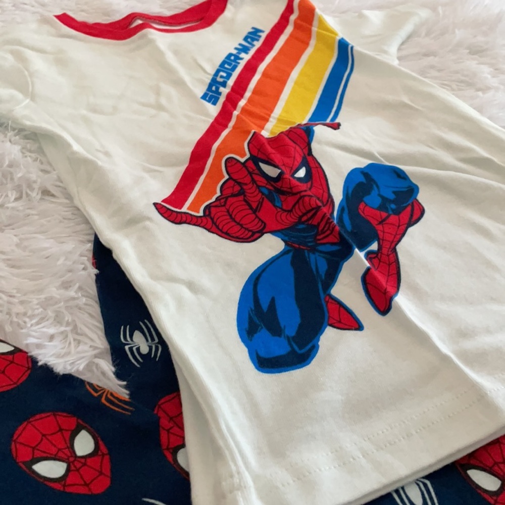 Pajamas set - Picture 2 of 3